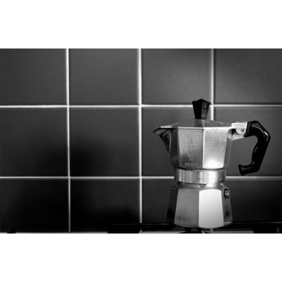 Bialetti 1168 Moka Express на 2 чашки Гейзерная кофеварка, фото , изображение 2 Bialetti 1168 Moka Express на 2 чашки Гейзерная кофеварка, фото , изображение 2