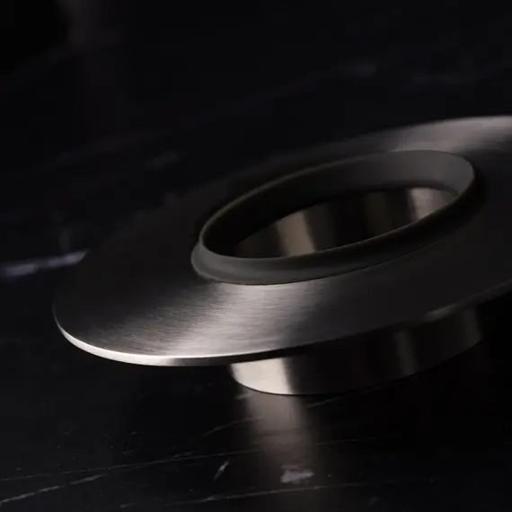 Loveramics Подставка под воронку металлик, фото , изображение 5